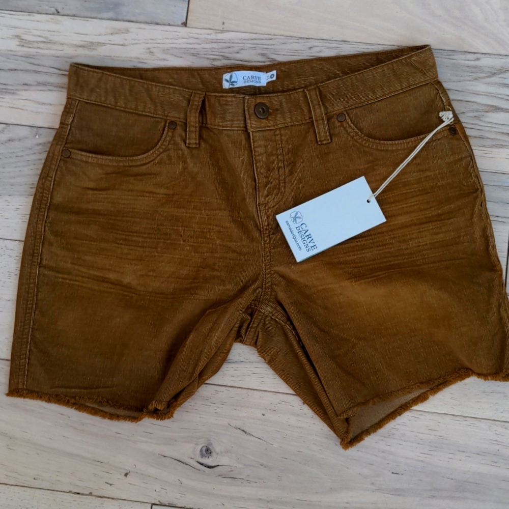 Carve Designs Oahu 6 " shorts size 4 color Caramel